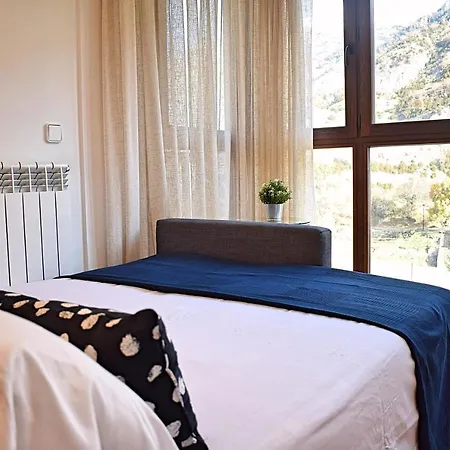 Apartmán Escarra Home, Comoda, Agradable Y Luminosa