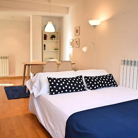 Escarra Home, Comoda, Agradable Y Luminosa